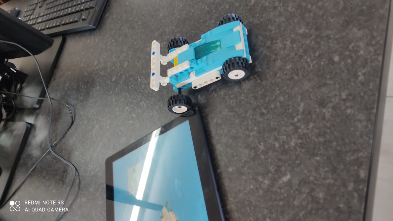 WhatsApp Image 2025-12-11 at 09.45.06